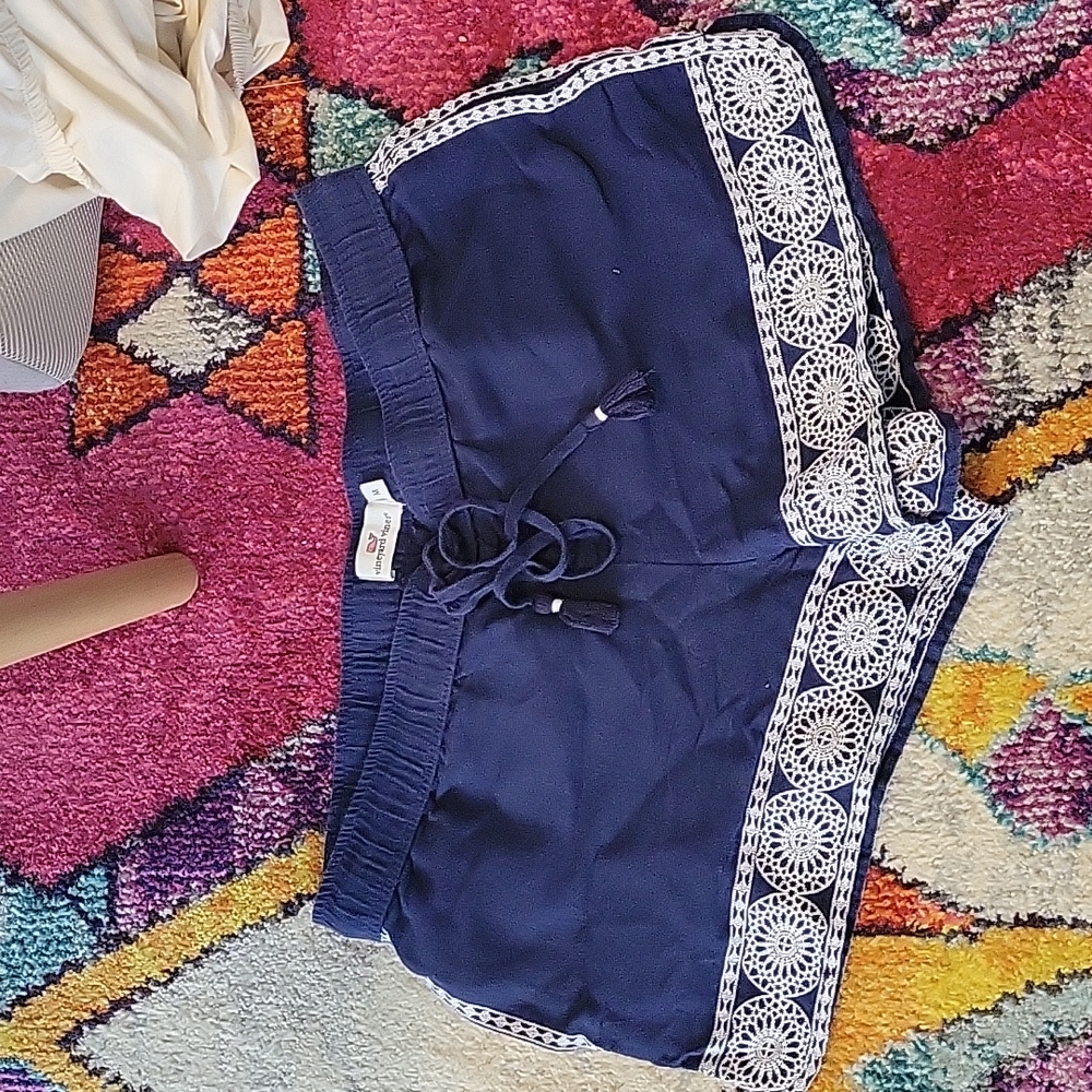 Vineyard Vines Linen Shorts Embroidered
